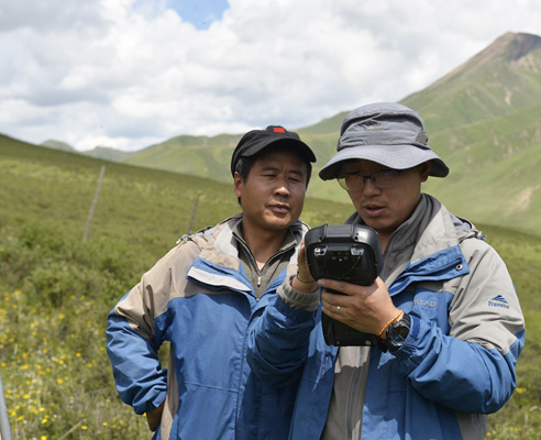 測繪戰(zhàn)士在青海,山下的測繪尖兵 測繪戰(zhàn)士在青海,山下的測繪尖兵