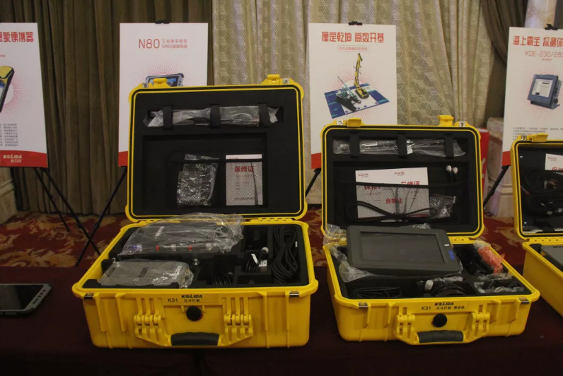 科力達(dá)測(cè)繪儀器裝備展示5 科力達(dá)測(cè)繪儀器裝備展示5