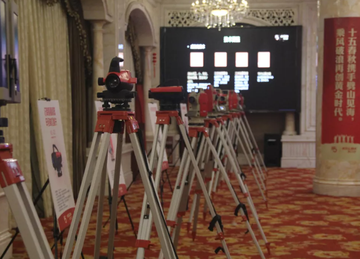 科力達(dá)測(cè)繪儀器裝備展示7 科力達(dá)測(cè)繪儀器裝備展示7